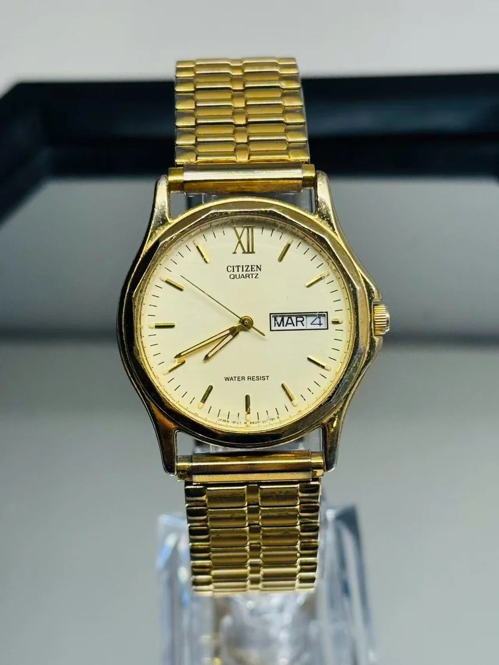 Vintage Citizen Quartz Day Date Gold Tone Men’s Watch 31mm New Battery Runs